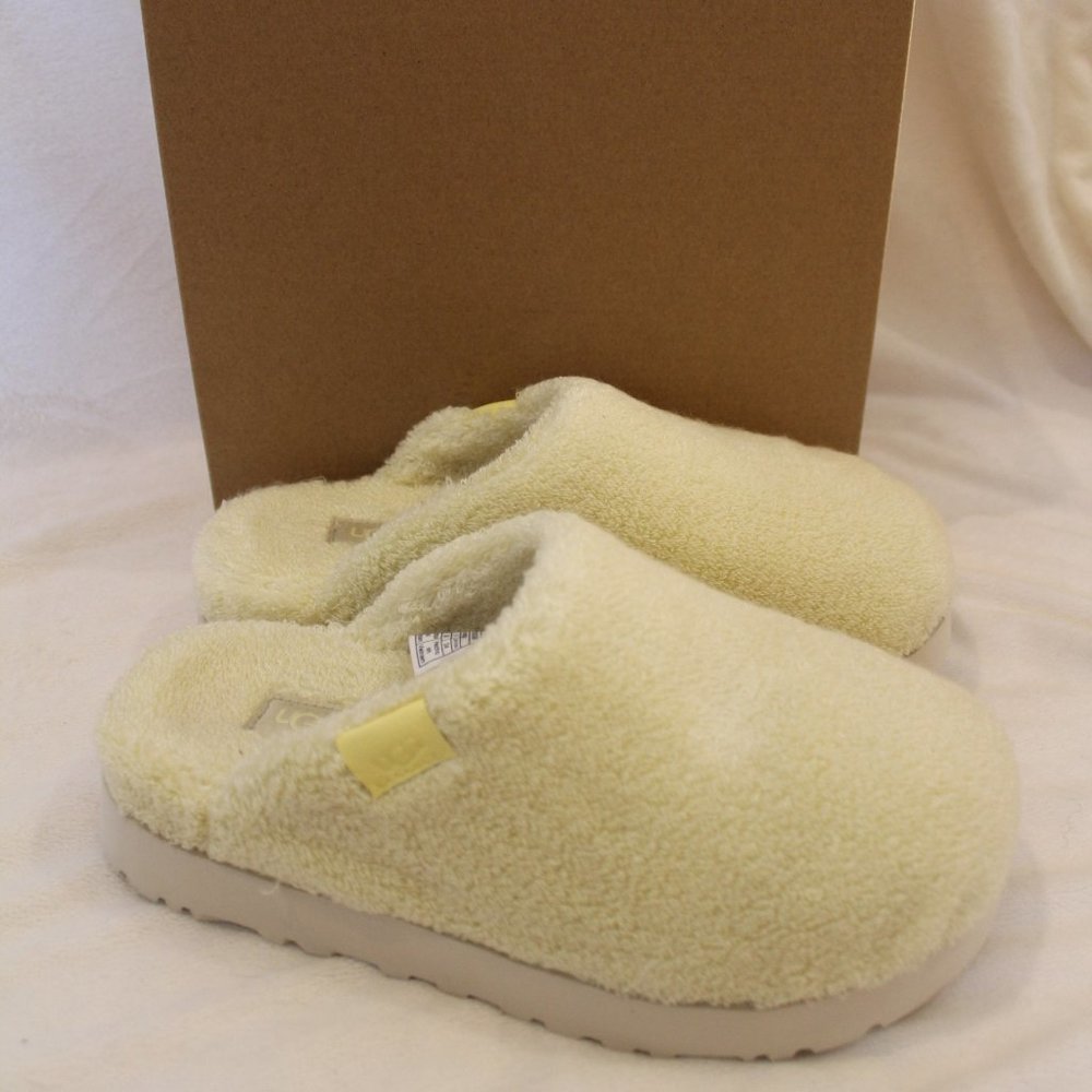 NIB UGG WOMEN'S TERRY SLIDE SLIP ON SLIPPERS YELLOW‎